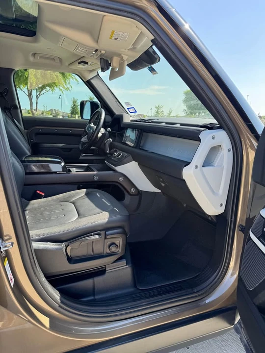 2020 Land Rover Defender L663 - Image 6 of 18