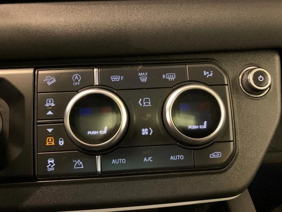 2020 Land Rover Defender L663 - Image 7 of 17