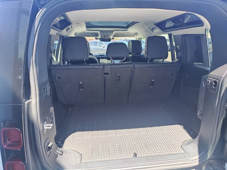 2020 Land Rover Defender L663 - Image 17 of 17