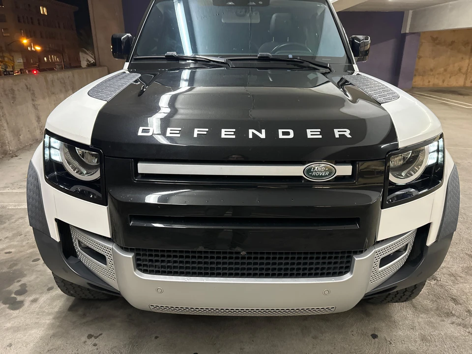 2020 Land Rover Defender L663 - Image 26 of 31