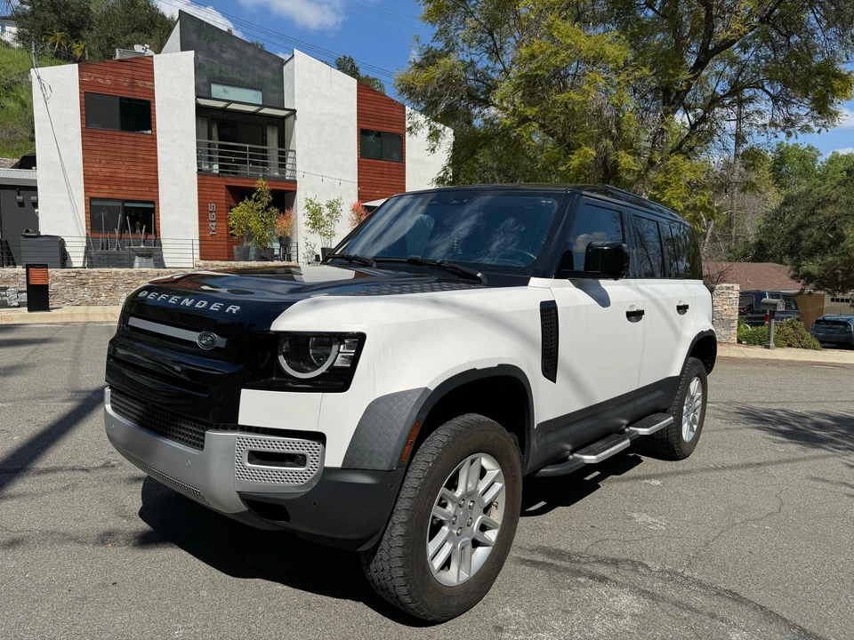 2020 Land Rover Defender L663 - Image 10 of 31