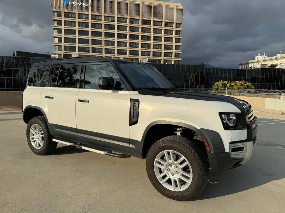 2020 Land Rover Defender L663 - Image 19 of 31