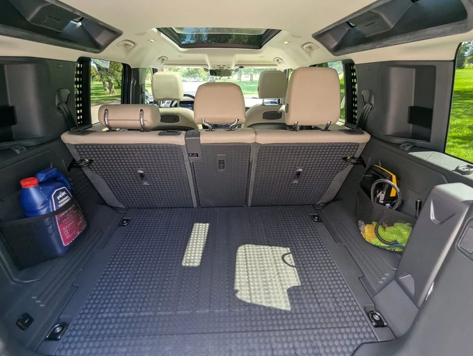 2020 Land Rover Defender L663 - Image 19 of 20