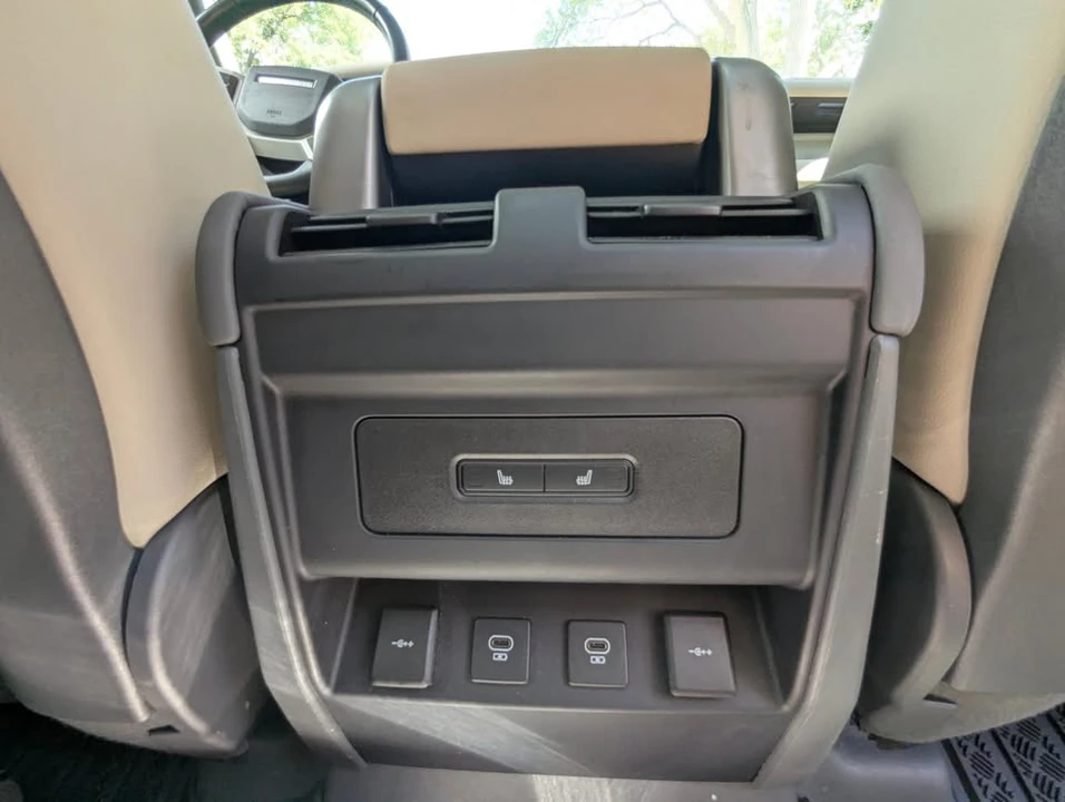 2020 Land Rover Defender L663 - Image 17 of 20
