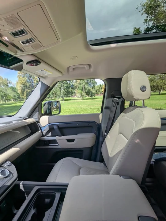 2020 Land Rover Defender L663 - Image 7 of 20