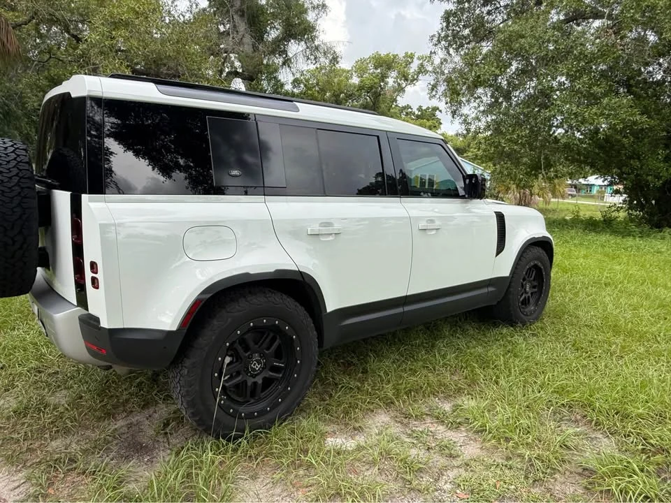 2020 Land Rover Defender L663 - Image 4 of 18