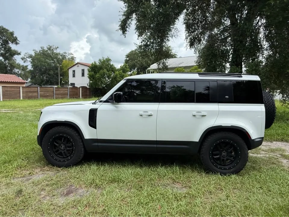 2020 Land Rover Defender L663 - Image 7 of 18