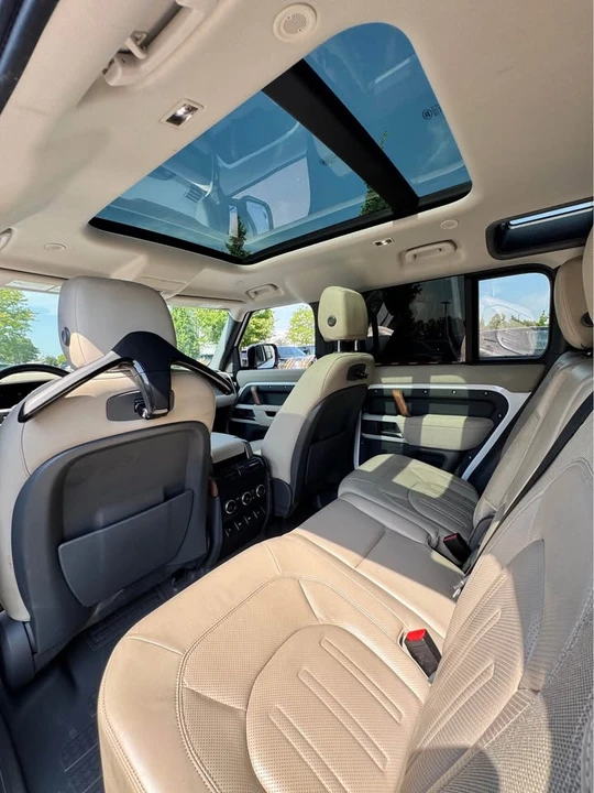 2020 Land Rover Defender L663 - Image 16 of 17