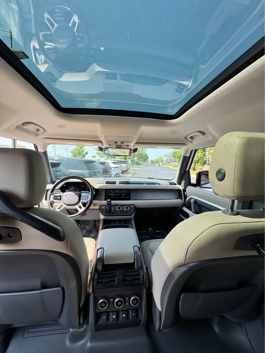 2020 Land Rover Defender L663 - Image 17 of 17