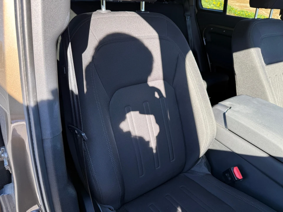 2020 Land Rover Defender 110 - Image 29 of 31