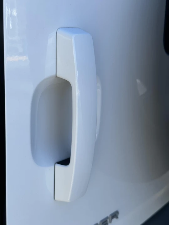2020 Land Rover Defender L663 - Image 22 of 26