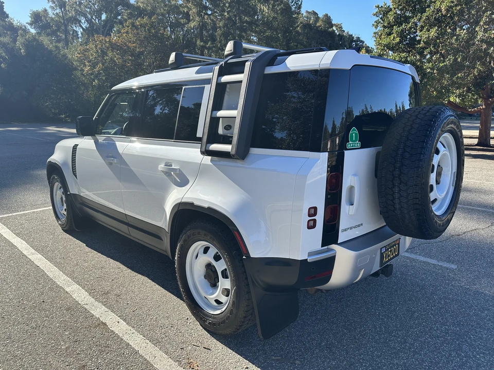 2020 Land Rover Defender L663 - Image 9 of 26