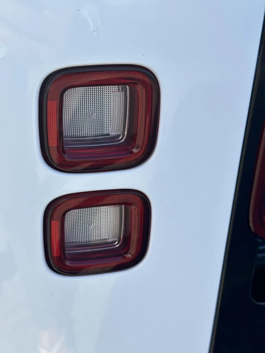 2020 Land Rover Defender L663 - Image 25 of 26