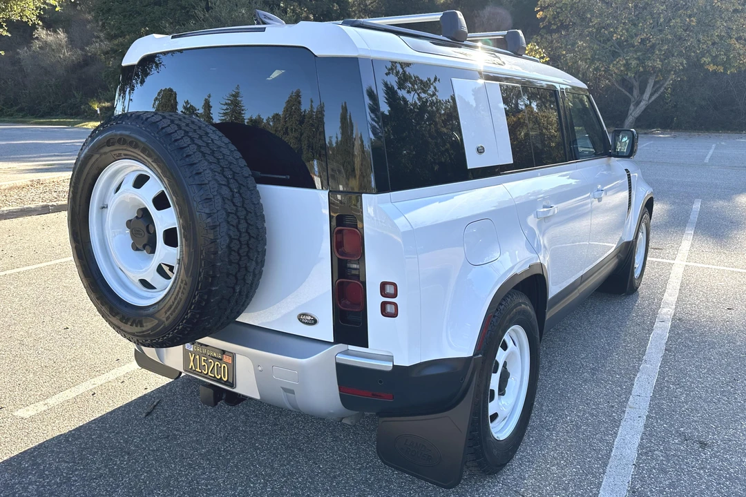 2020 Land Rover Defender L663 - Image 4 of 26