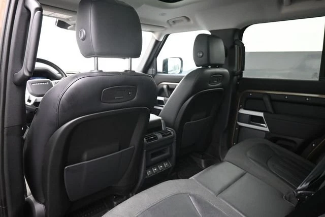 2020 Land Rover Defender L663 - Image 18 of 20
