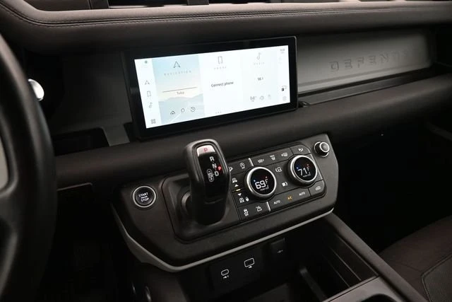 2020 Land Rover Defender L663 - Image 8 of 20