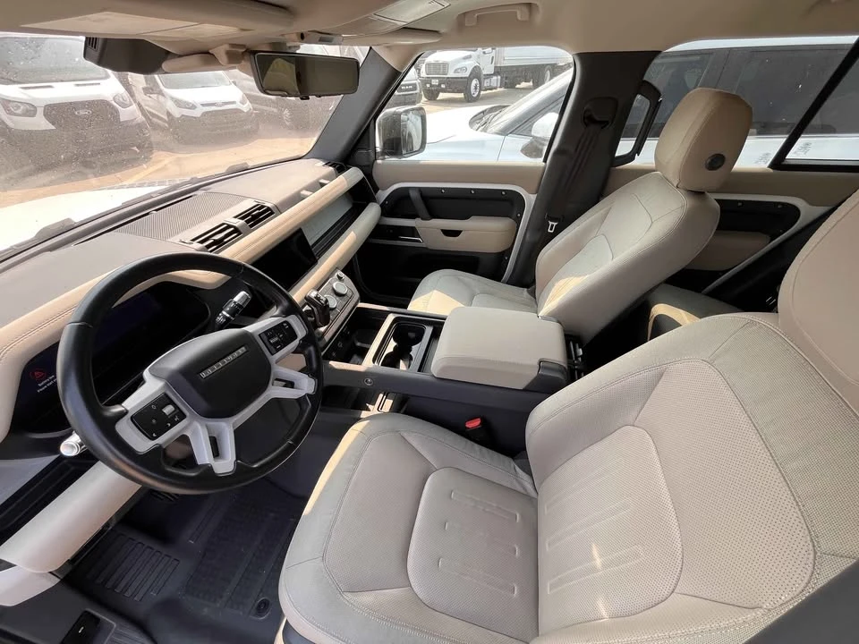 2020 Land Rover Defender L663 - Image 4 of 7