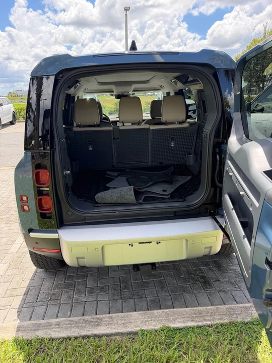 2020 Land Rover Defender L663 - Image 15 of 16