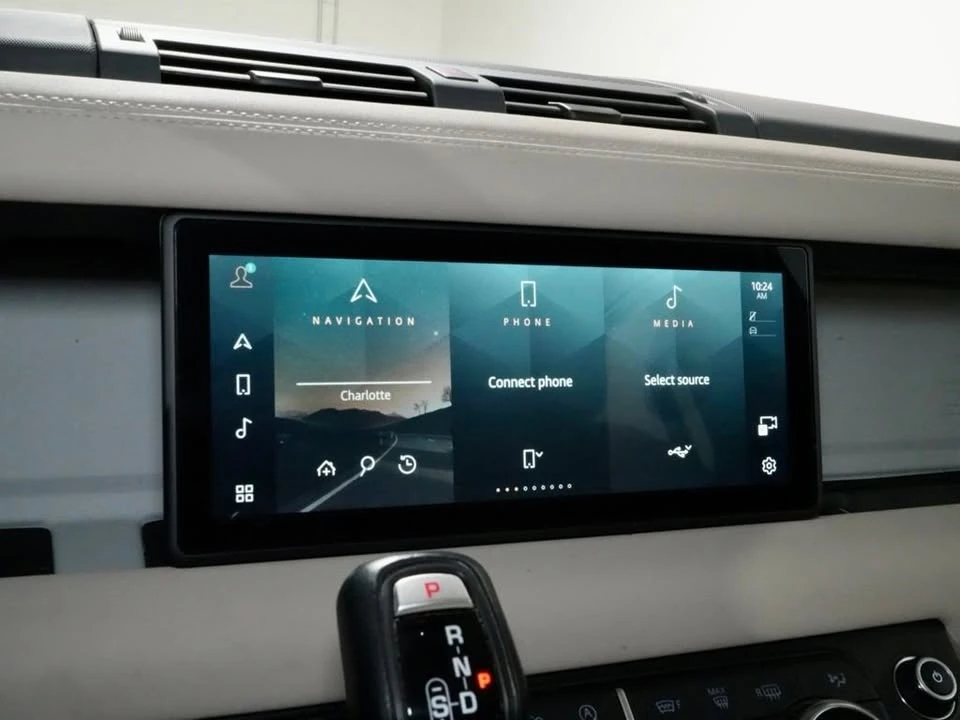 2020 Land Rover Defender L663 - Image 17 of 20