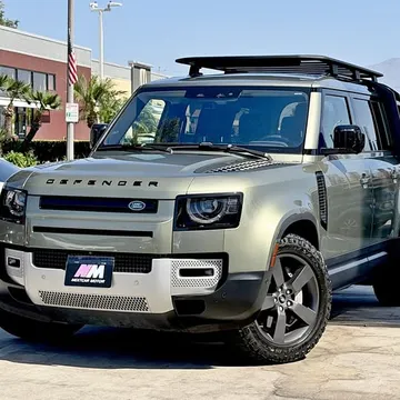 2020 Land Rover Defender 110 SE