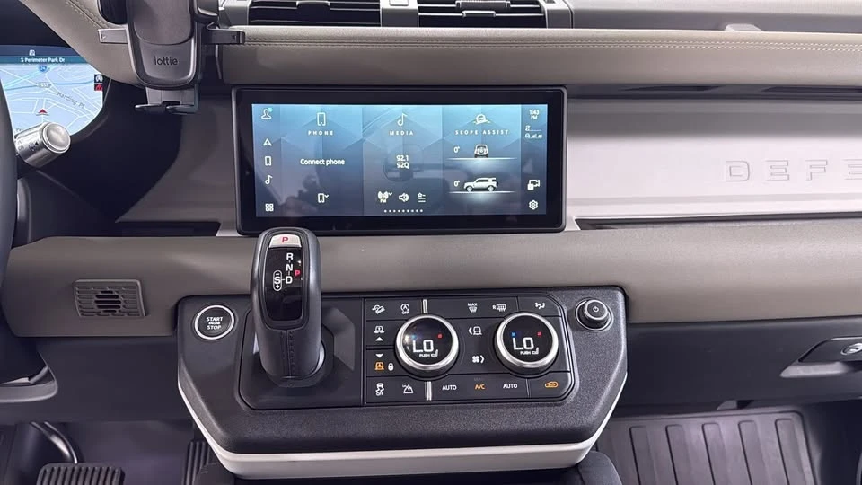 2020 Land Rover Defender L663 - Image 8 of 16