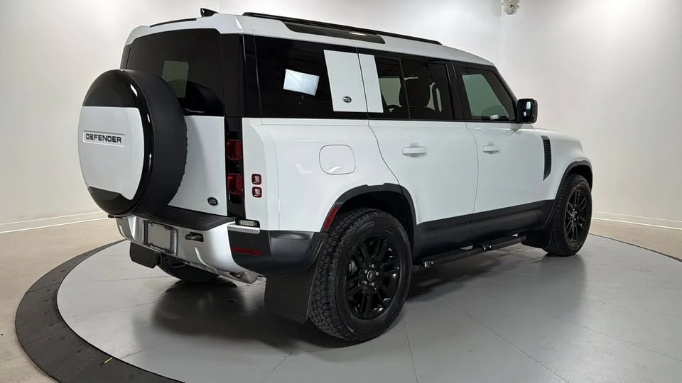 2020 Land Rover Defender L663 - Image 3 of 12