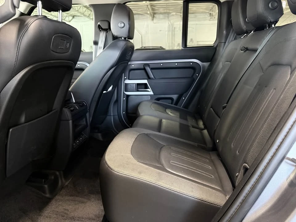 2020 Land Rover Defender L663 - Image 9 of 14