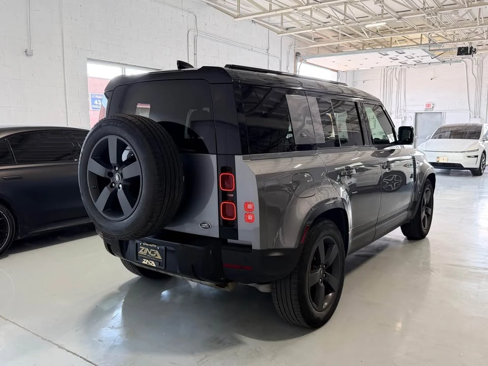 2020 Land Rover Defender L663 - Image 6 of 14