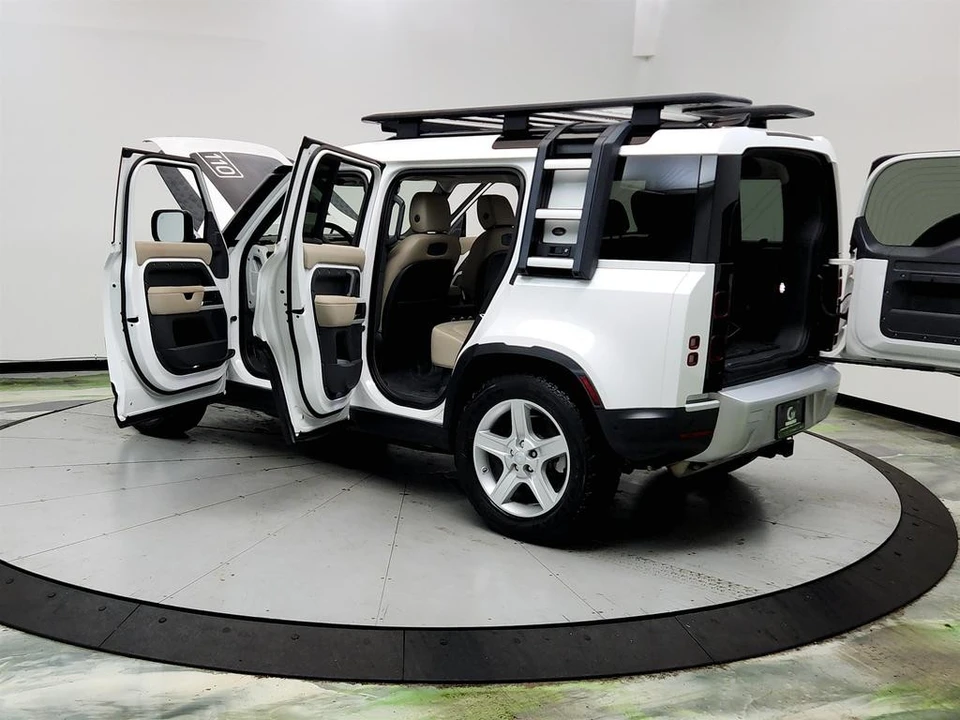 2020 Land Rover Defender L663 - Image 12 of 31