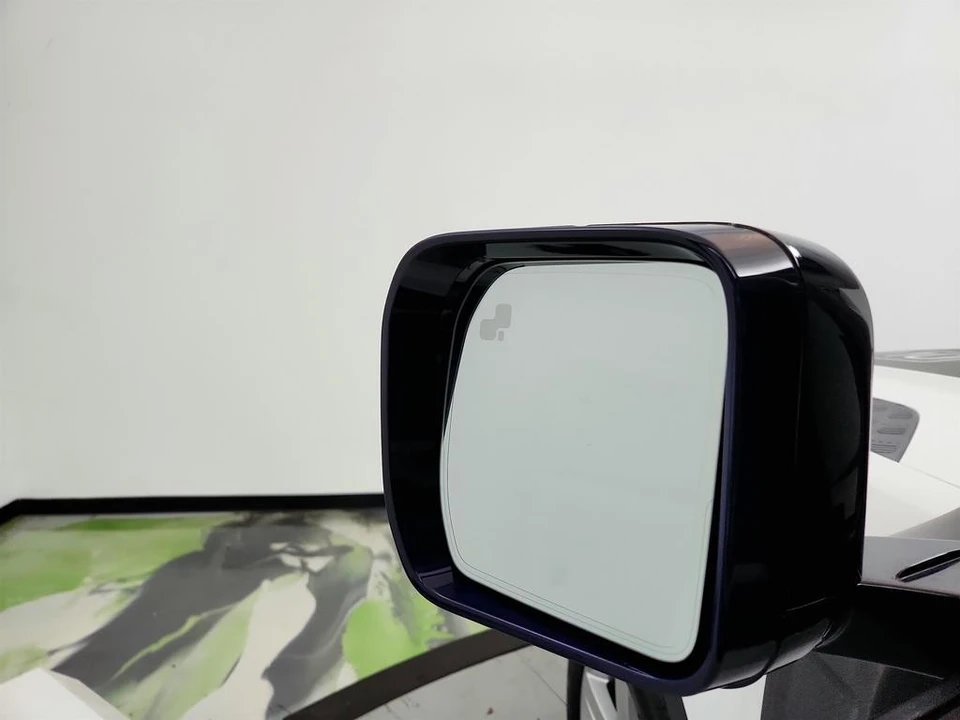 2020 Land Rover Defender L663 - Image 16 of 31