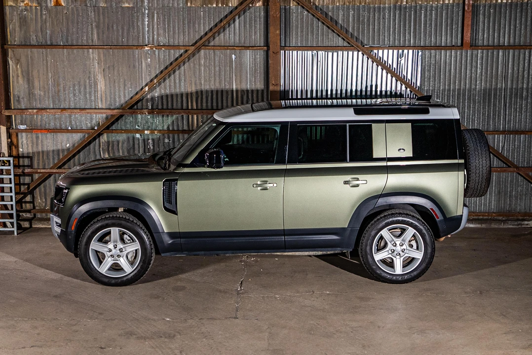 2020 Land Rover Defender L663 - Image 14 of 31