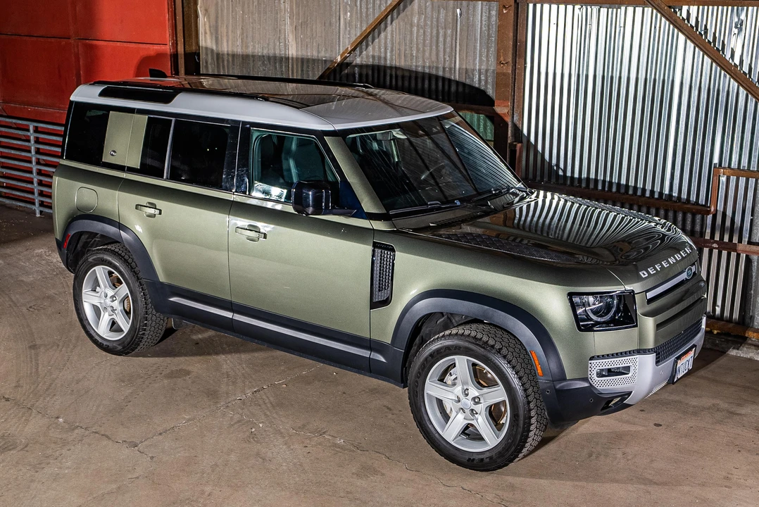 2020 Land Rover Defender L663 - Image 30 of 31