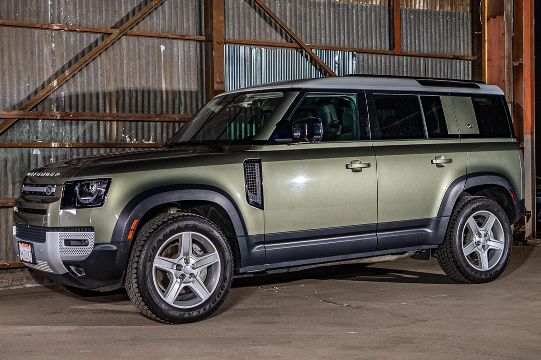 2020 Land Rover Defender L663 - Image 13 of 31