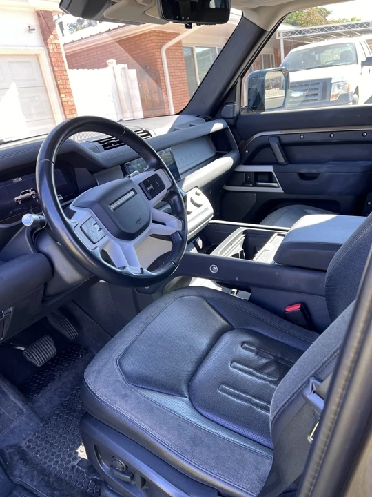 2020 Land Rover Defender 110 - Image 16 of 21