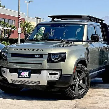 2020 Land Rover Defender 110 SE Sport Utility 4D