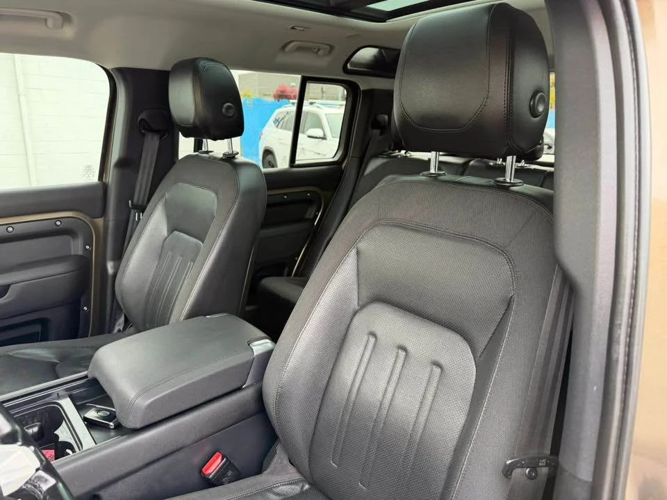 2020 Land Rover Defender L663 - Image 8 of 19