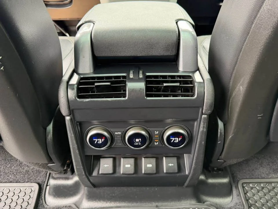 2020 Land Rover Defender L663 - Image 16 of 19