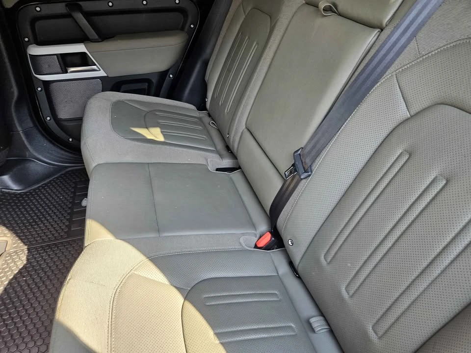 2020 Land Rover Defender L663 - Image 7 of 14