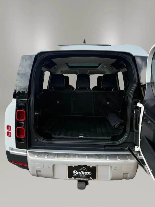 2020 Land Rover Defender L663 - Image 8 of 18
