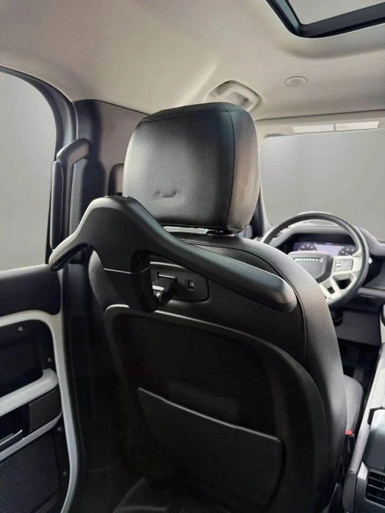 2020 Land Rover Defender L663 - Image 16 of 18