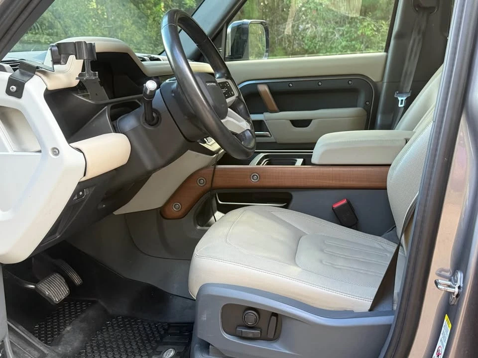 2020 Land Rover Defender L663 - Image 10 of 20