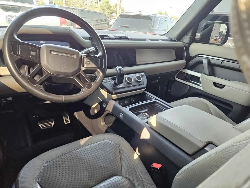 2020 Land Rover Defender L663 - Image 6 of 14