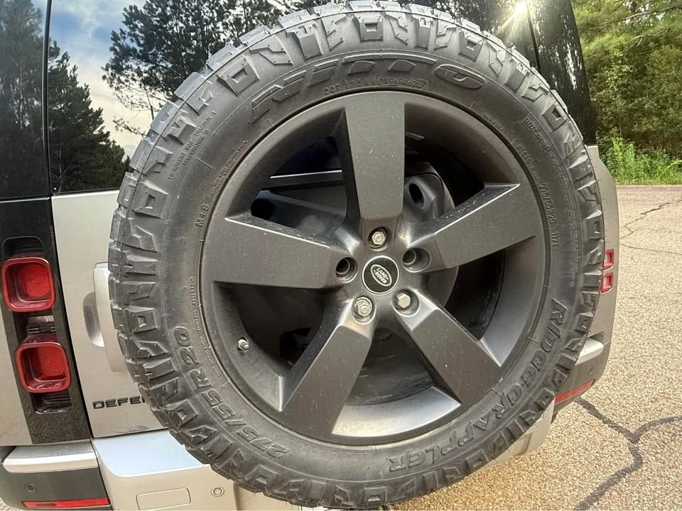 2020 Land Rover Defender L663 - Image 18 of 20
