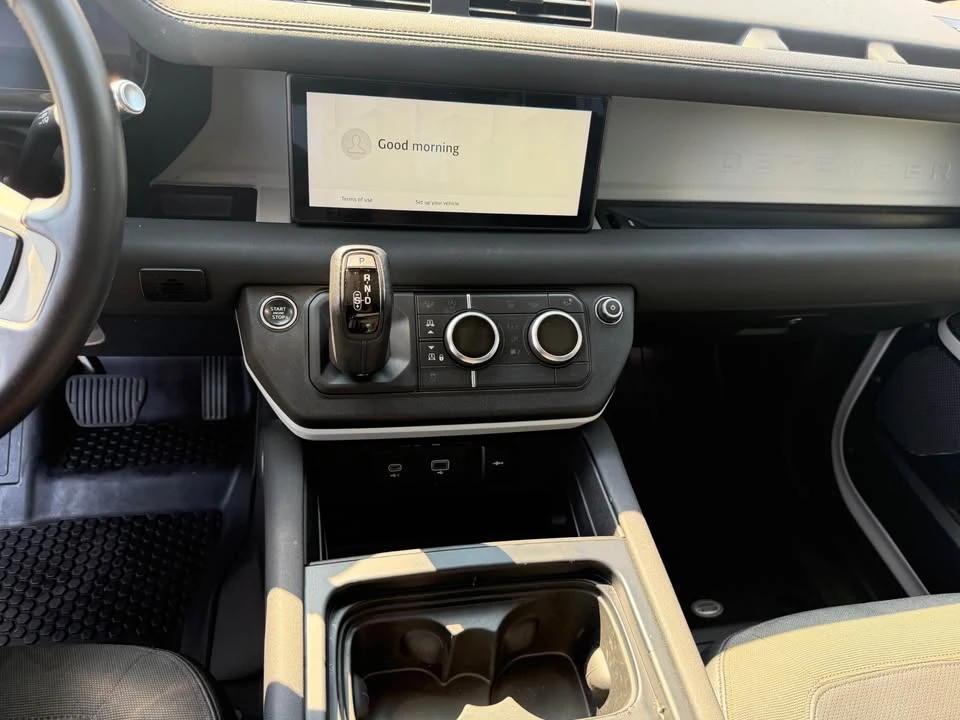 2020 Land Rover Defender L663 - Image 8 of 10