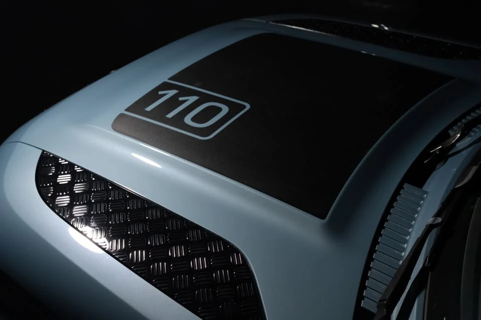 2020 Land Rover Defender L663 - Image 5 of 18
