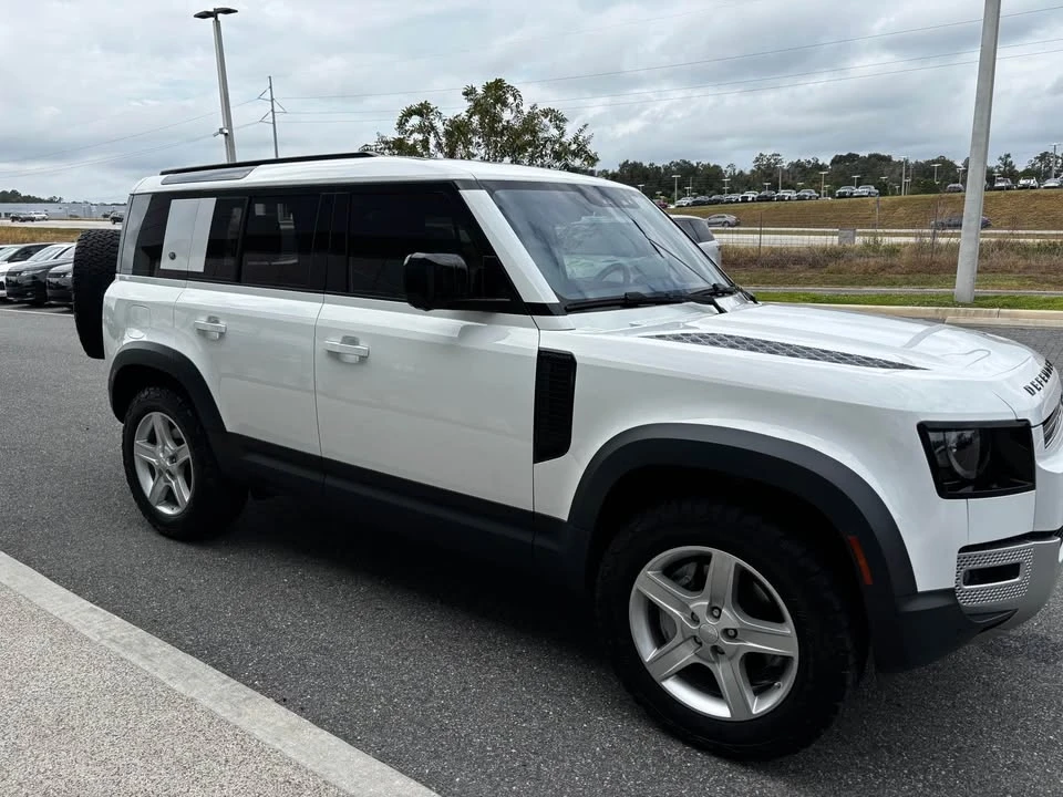 2020 Land Rover Defender L663 - Image 4 of 16