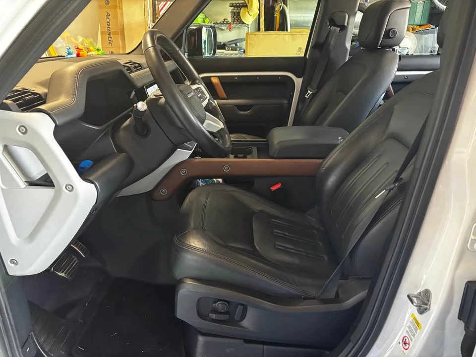 2020 Land Rover Defender L663 - Image 8 of 16