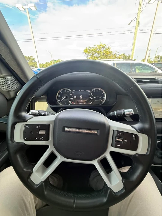 2020 Land Rover Defender L663 - Image 9 of 14