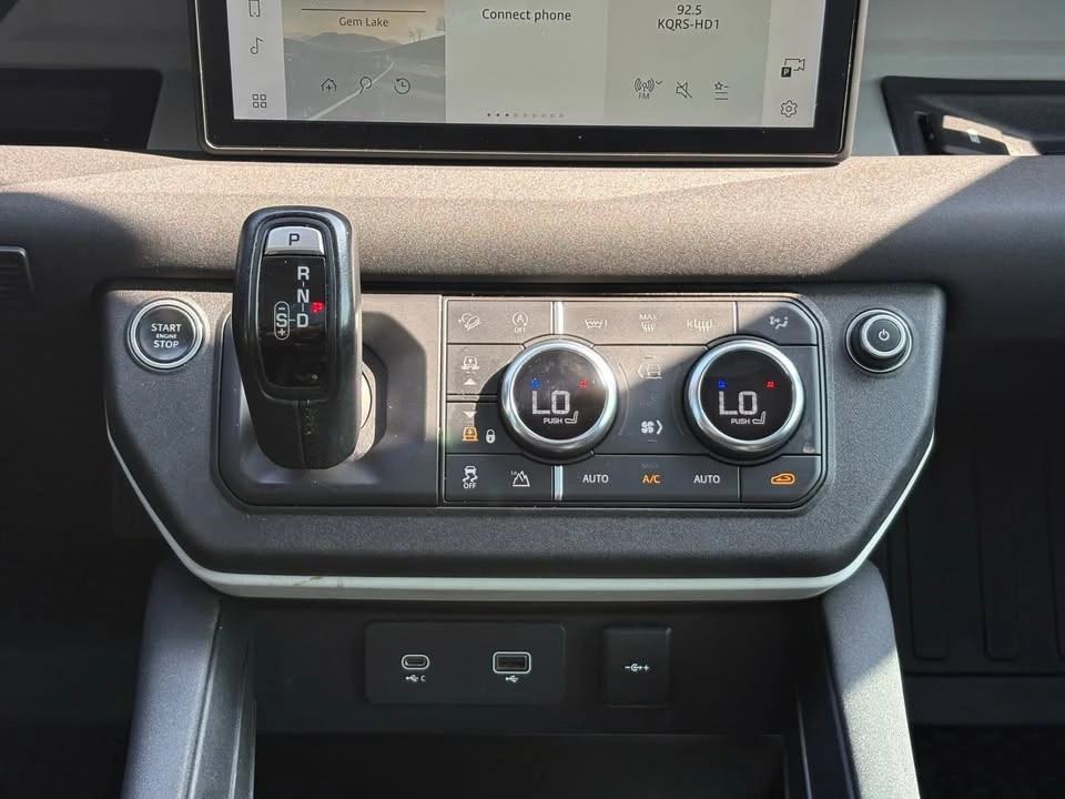 2020 Land Rover Defender L663 - Image 12 of 19