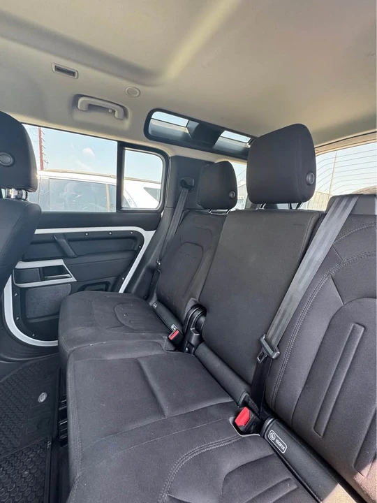 2020 Land Rover Defender L663 - Image 12 of 13